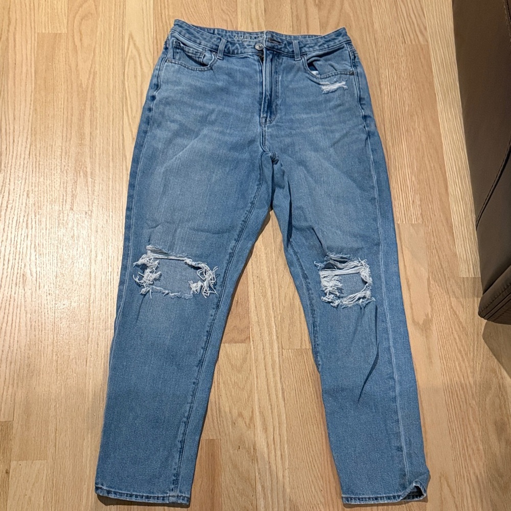 Classic Blue Distressed Women Jeans